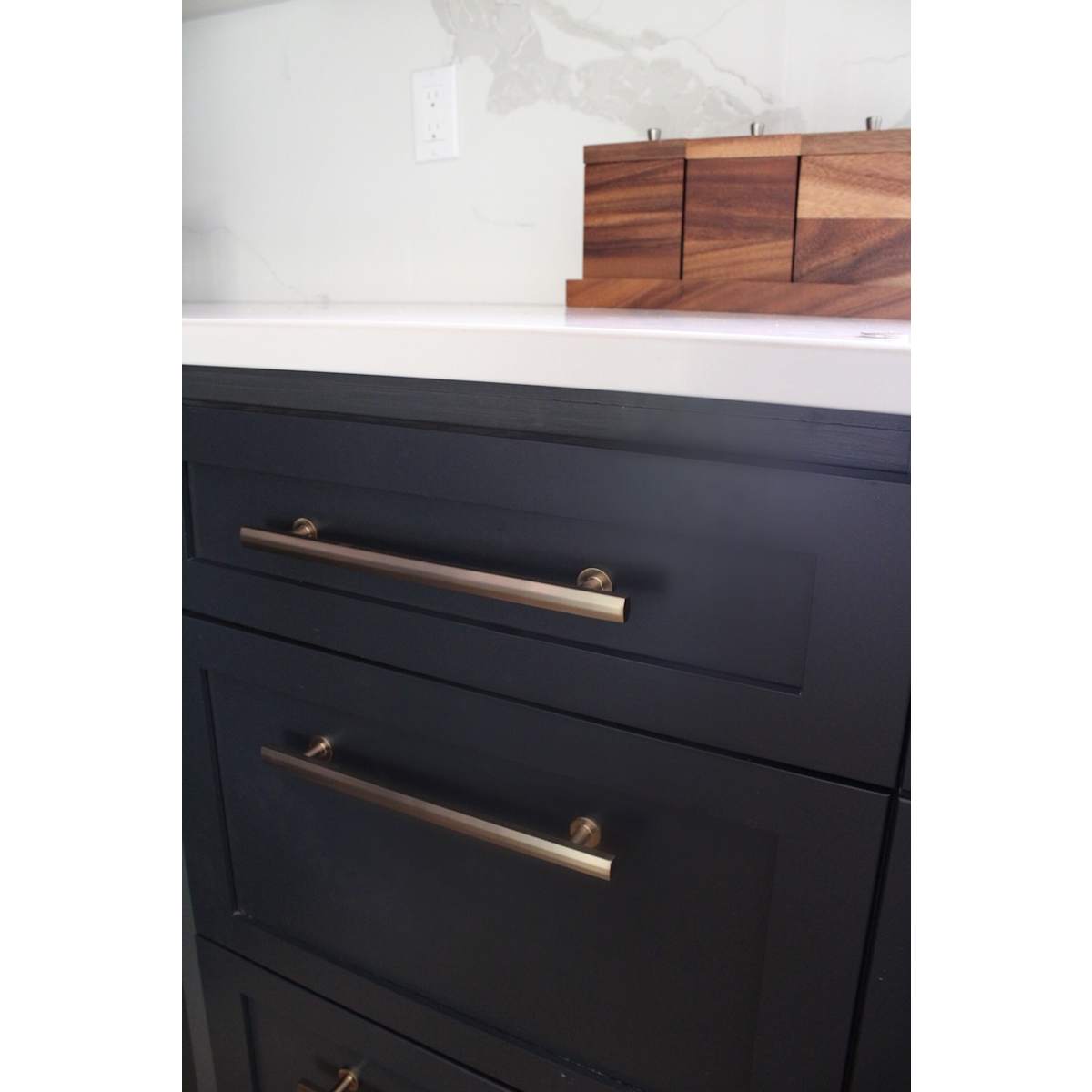 Schaub and Company - 557-PN - Heathrow 12" Center to Center Contemporary Bar Solid Brass Appliance Pull / Large Cabinet Handle Pull in Polished Nickel