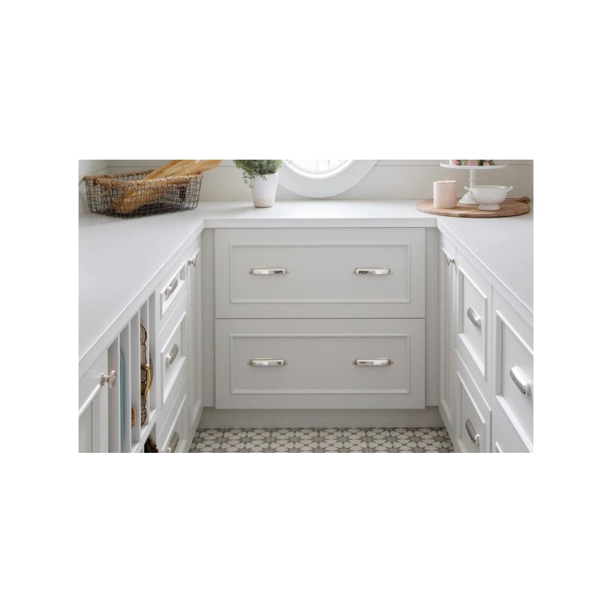 Schaub and Company - 744-AN - Country 6" Center to Center Solid Brass Traditional Shell / Cup Cabinet Pull in Antique Nickel