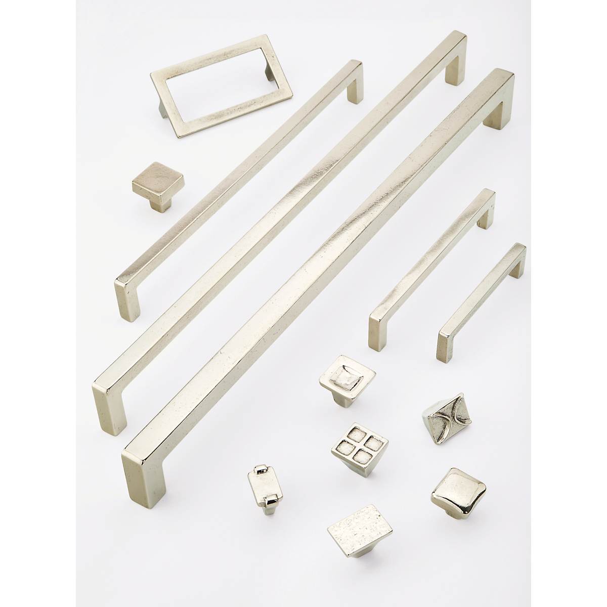 Schaub and Company - 788-4-NB - Vinci 4" Center to Center Luxury Modern Rustic Cast Bronze Cabinet Handle Pull - Made in Italy in Natural Bronze