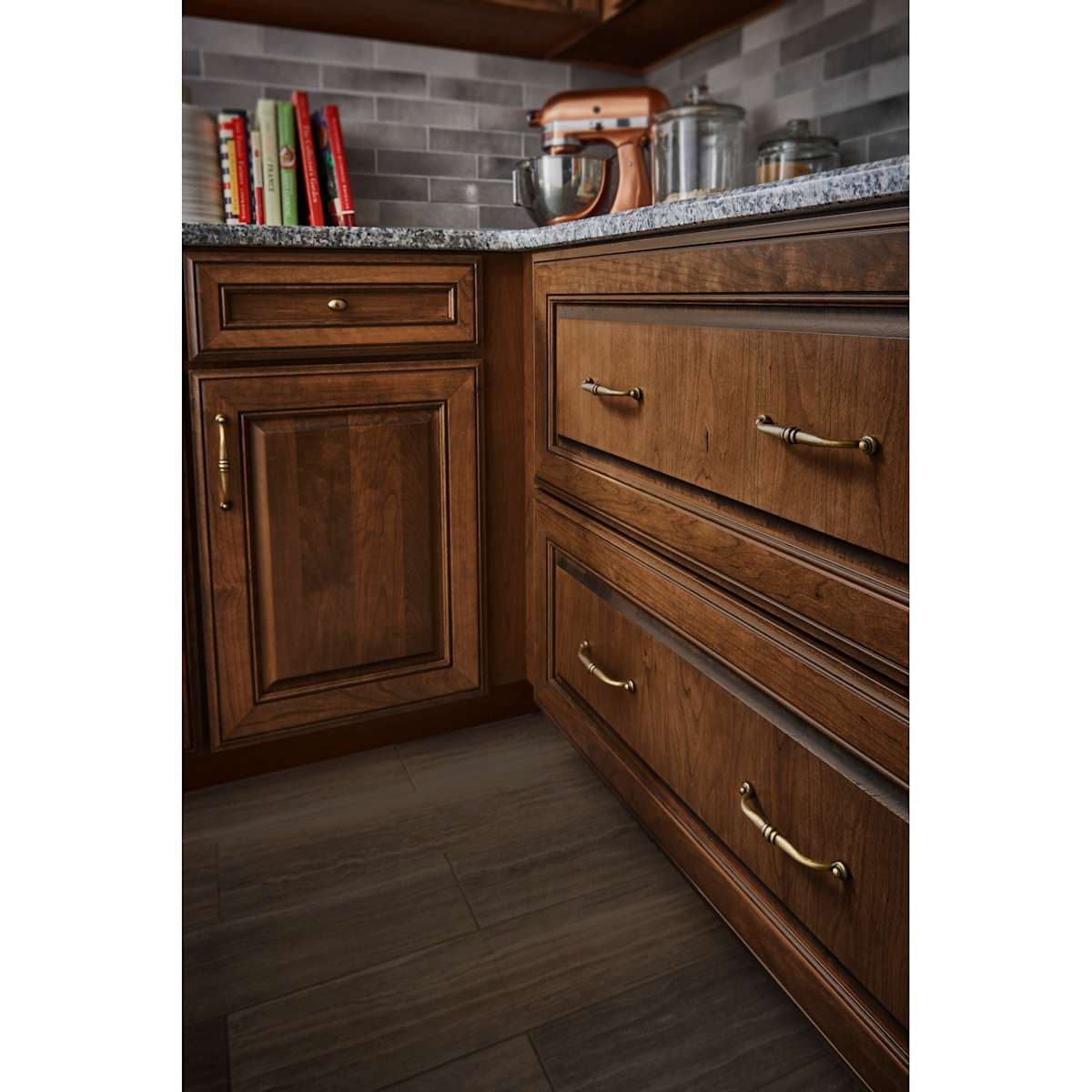 Top Knobs - M986 - Egg 1-1/4 Inch Oval Cabinet Knob from the Somerset II Collection in Old English Copper