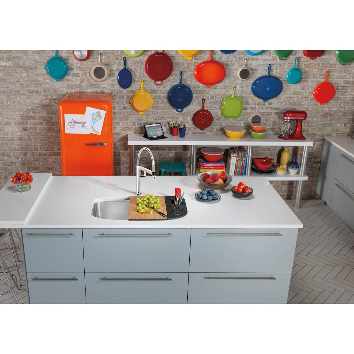 Top Knobs - M989 - Hopewell 5-1/16 Inch Center to Center Bar Cabinet Pull from the Bar Pulls Collection in Flat Black